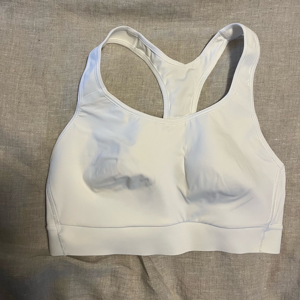 Athleta adjustable sports bra 34 B/C white